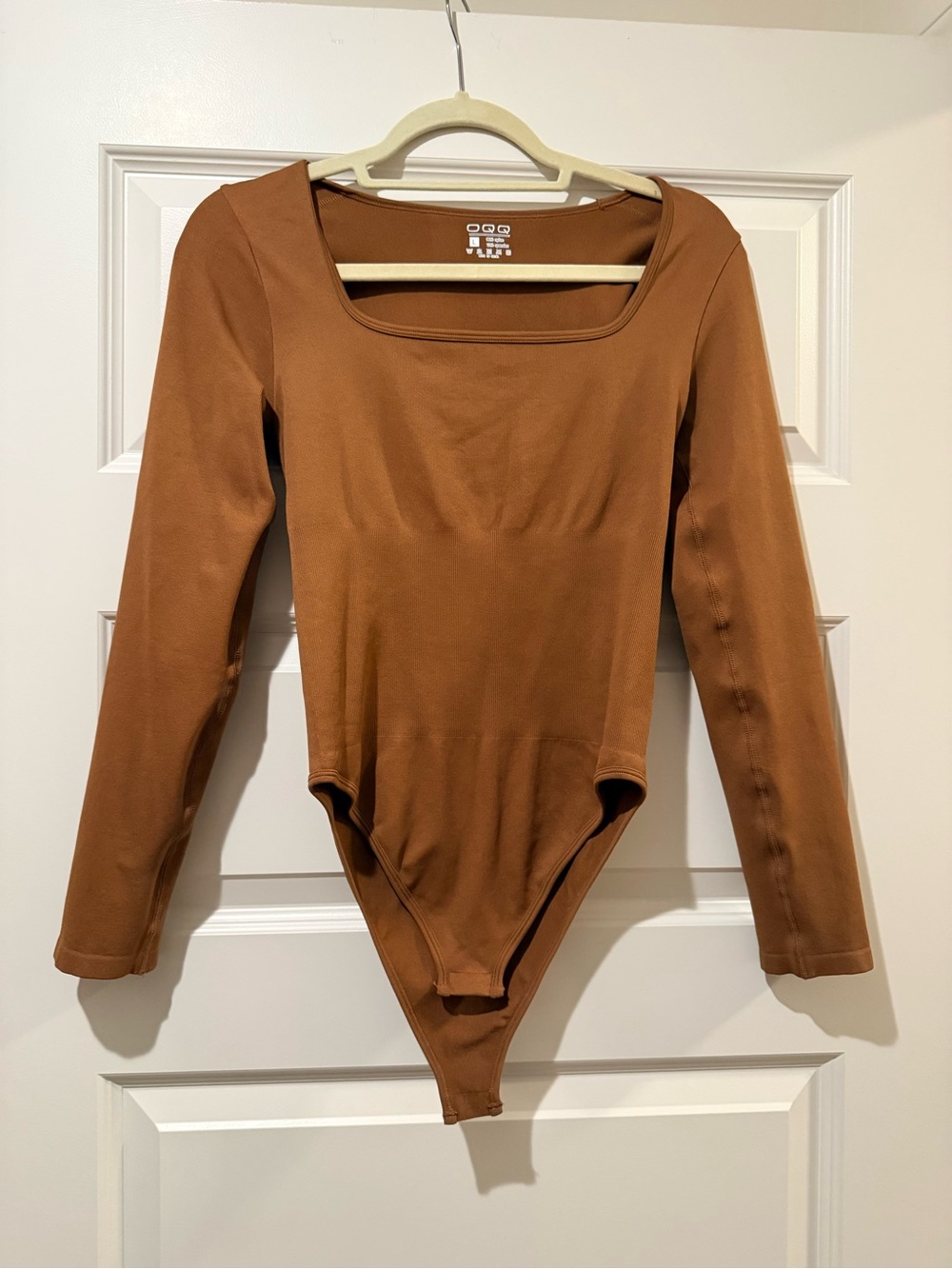 Long-Sleeve Square Neck Bodysuit in Brown